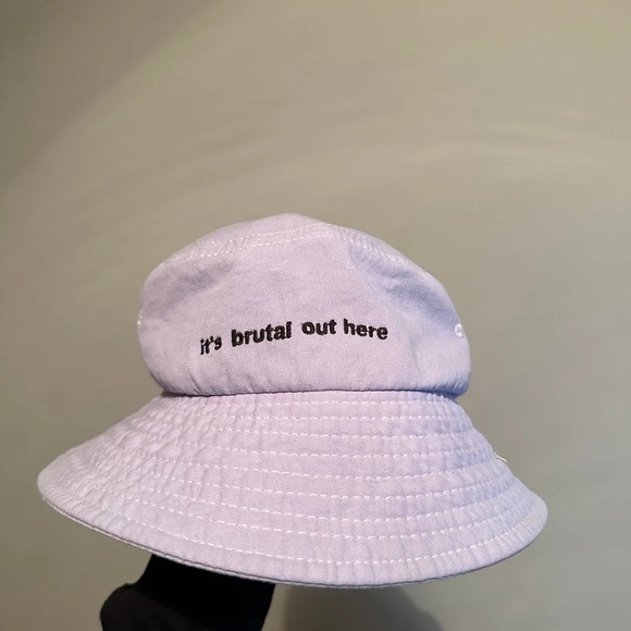 Olivia Rodrigo Online Exclusive Bucket Hat - Picture 3 of 3